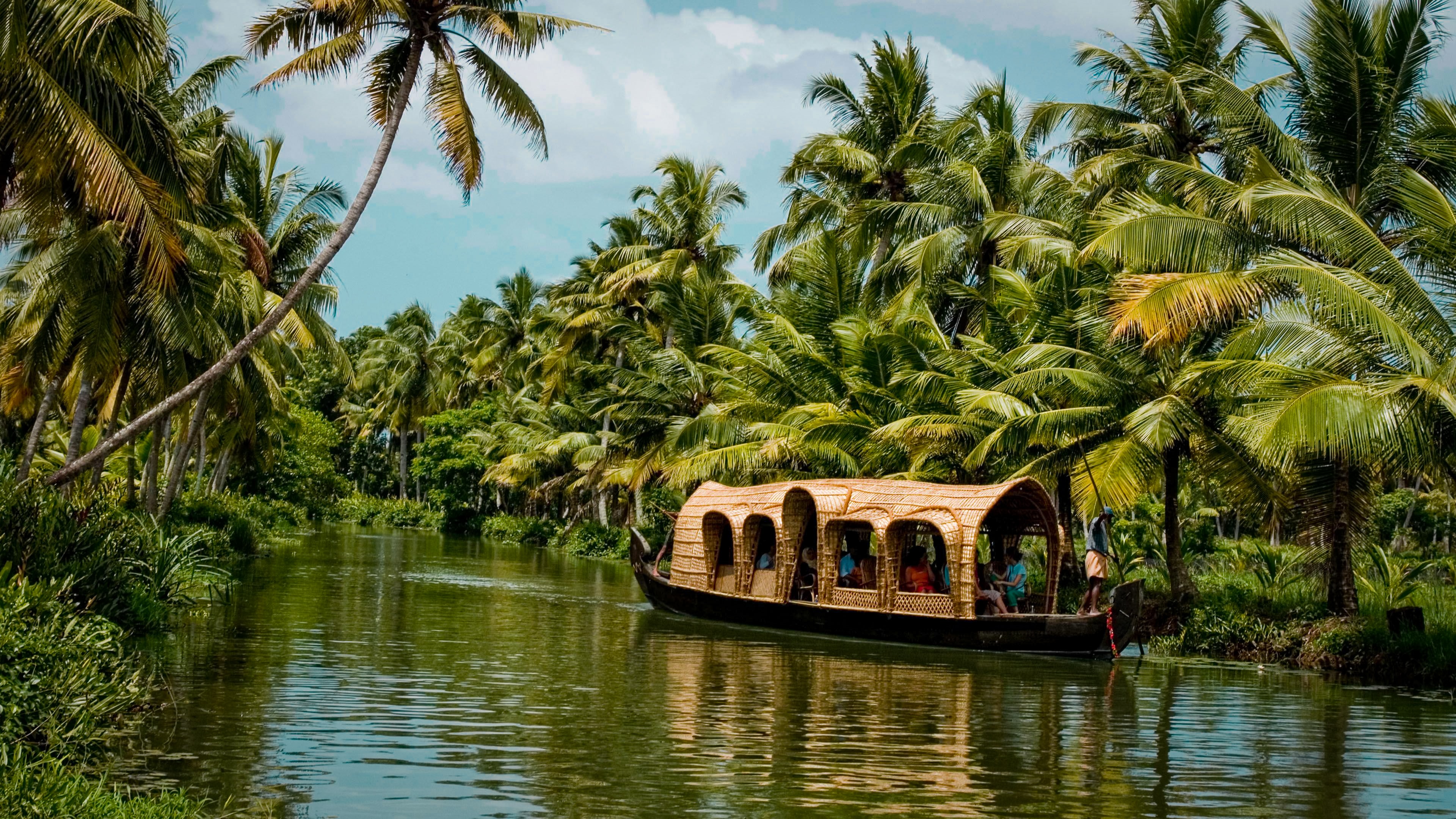 Day 04 : Thekkady -Allepphy  